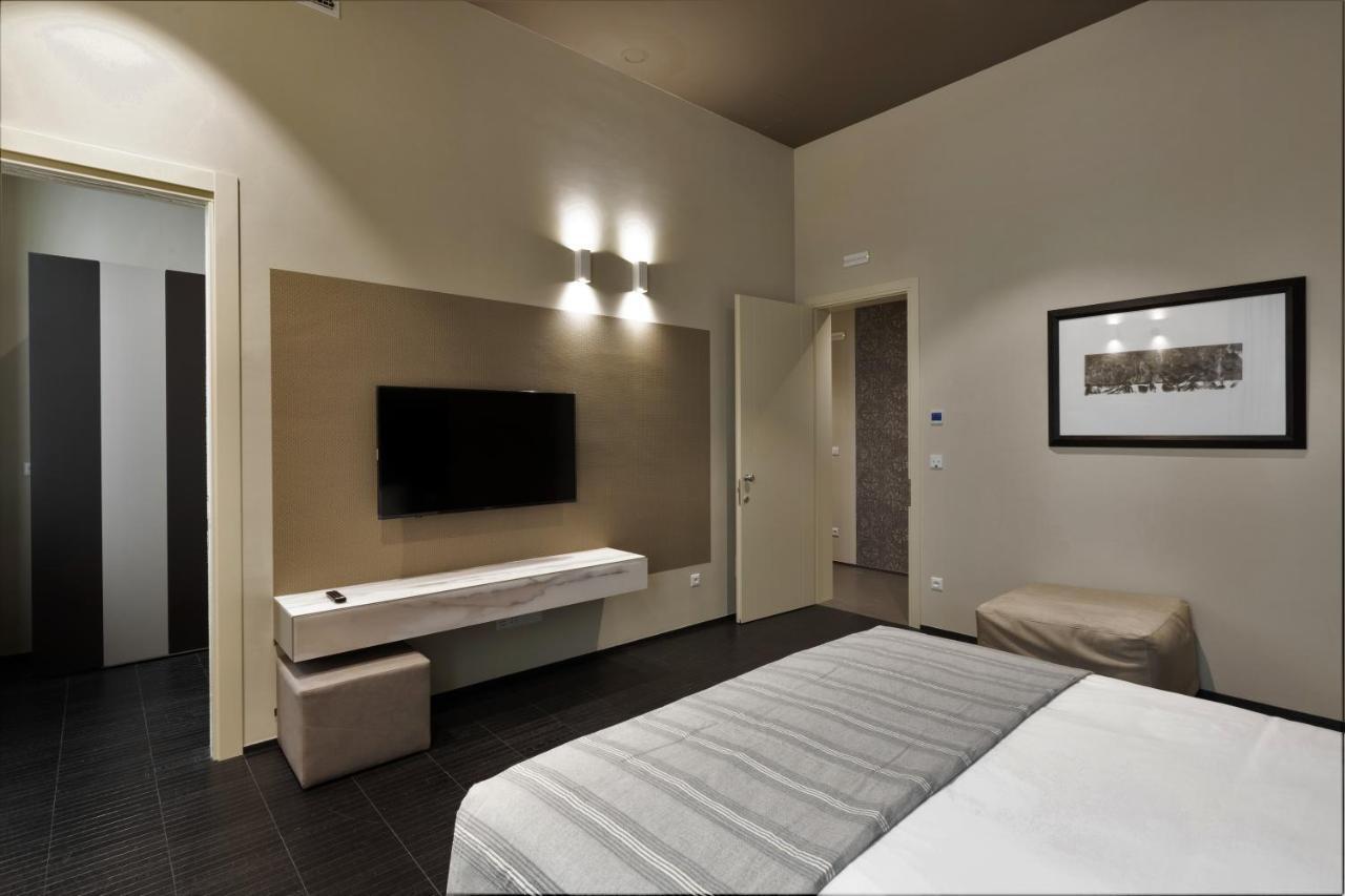 Salina Luxury Suites Parma Eksteriør billede